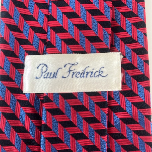Paul Fredrick 100% Silk Hand Tailored Red, Black & Blue Tie - Picture 6 of 8